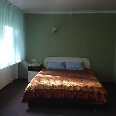 Oolit Hotel Lisakovsk Exterior photo